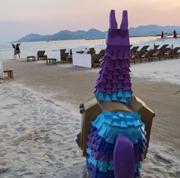 The Llamas And Burgers From Fortnite Are Invading Our World 