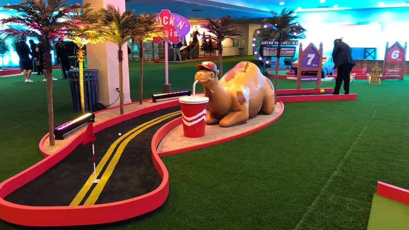 We Played 9 Holes Of Fortnite Minigolf At PAX West
