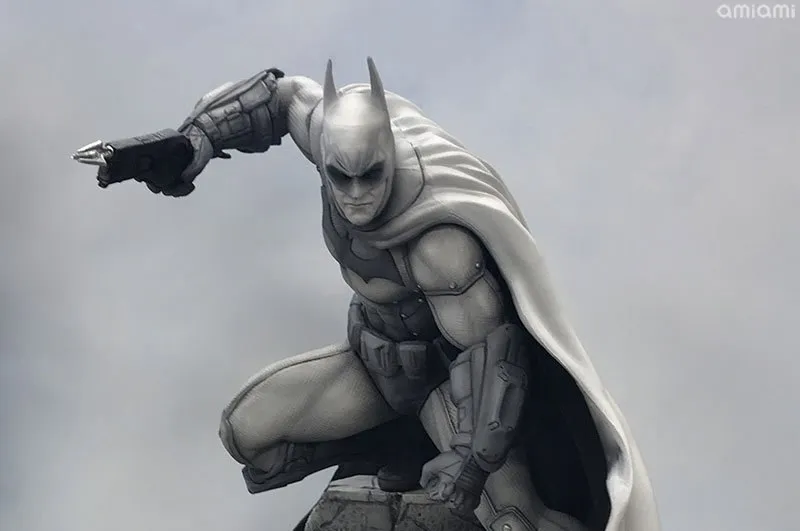 Batman's Arkham Asylum Design Is Back As A Black & White Statue
