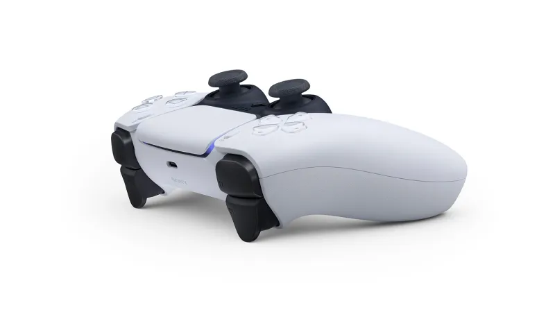 A First Look At The PlayStation 5 DualSense Controller
