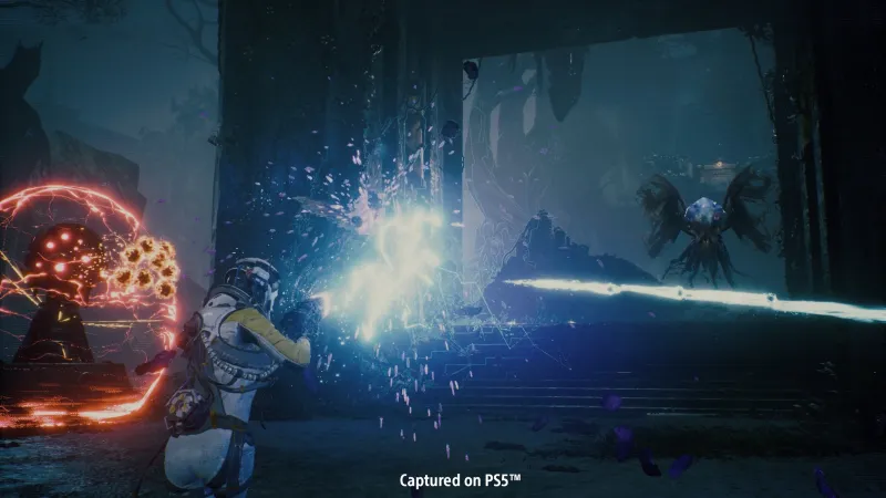 Returnal's New Trailer Spotlights Its Sci-Fi Weaponry And Combat