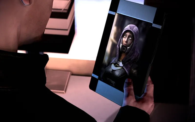 Mass Effect Legendary Edition Fixes Weird Tali Photoshopped Cabin Photo 