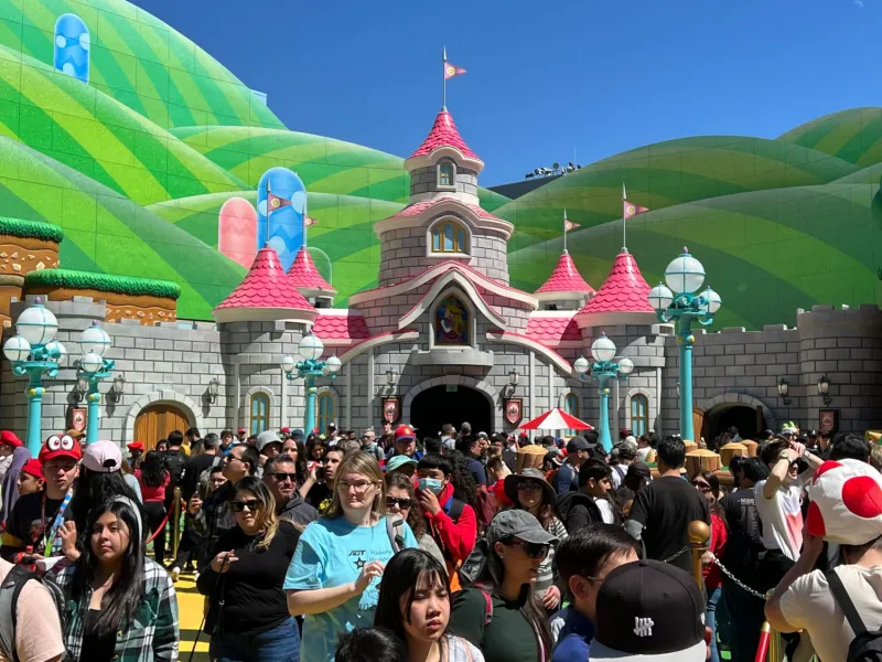 A Photo Tour Of Universal Studios Hollywood's Super Nintendo World