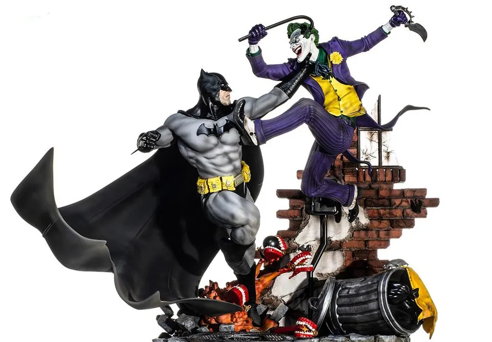 Awesome Batman Versus Joker Battle Diroama On The Way For $800