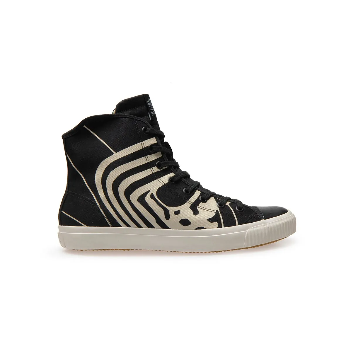 You Know You Want These Kylo Ren Sneakers