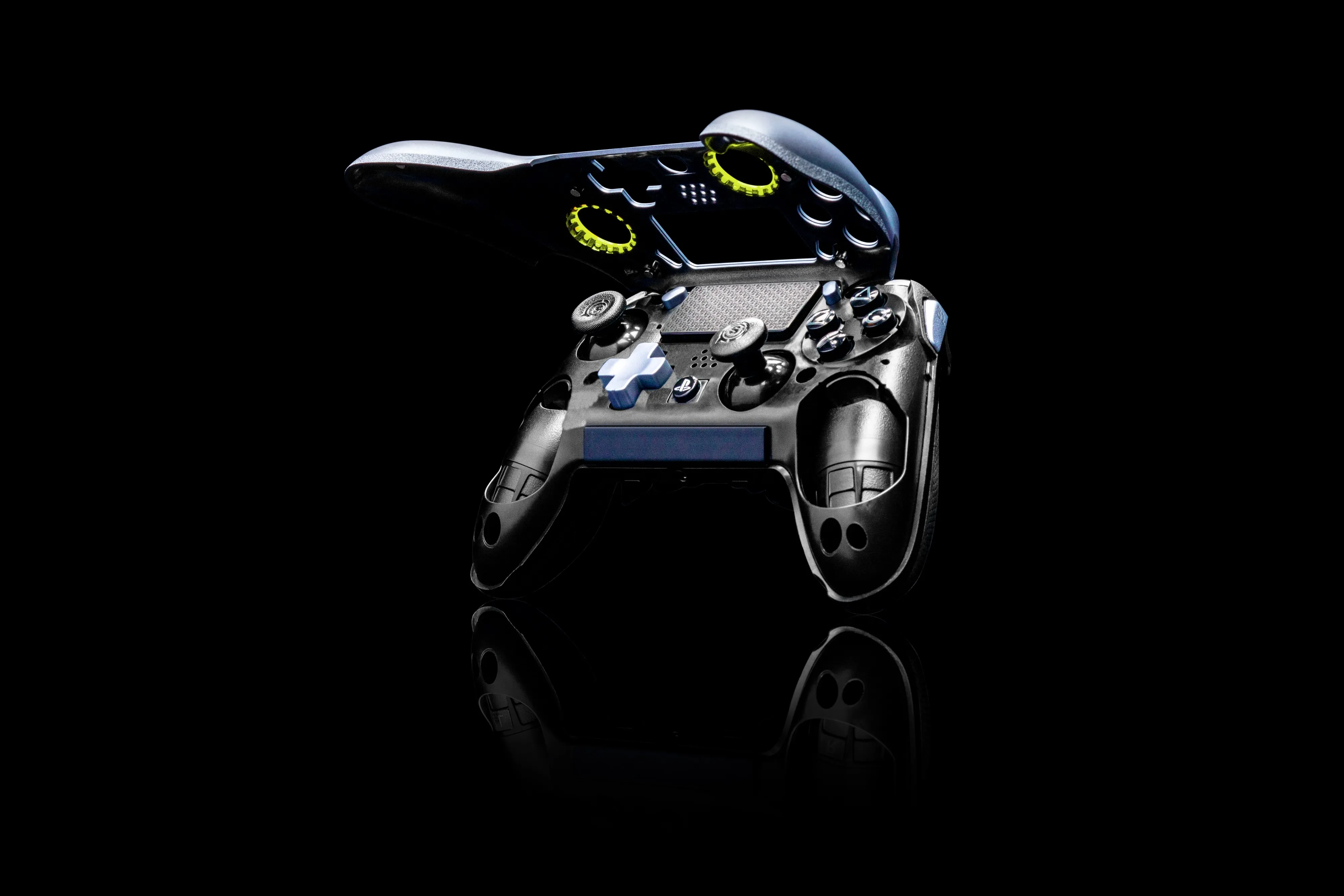 The Scuf Vantage PS4 Controller Is Insanely Good