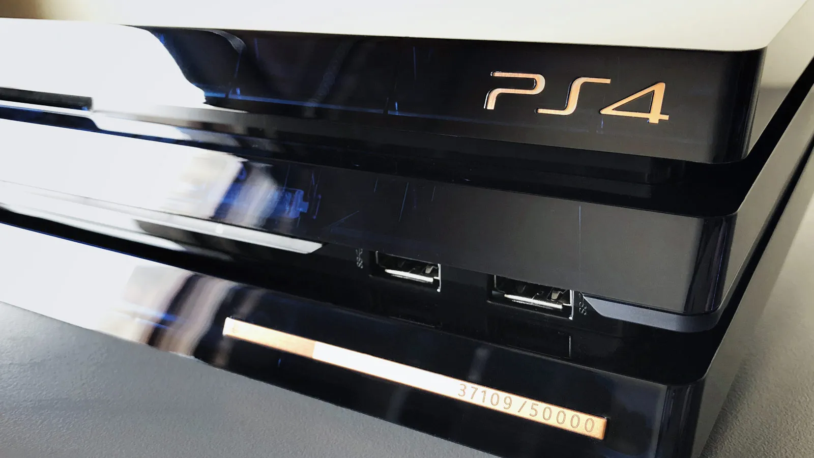 Unboxing The 500 Million Limited Edition PlayStation 4 Pro