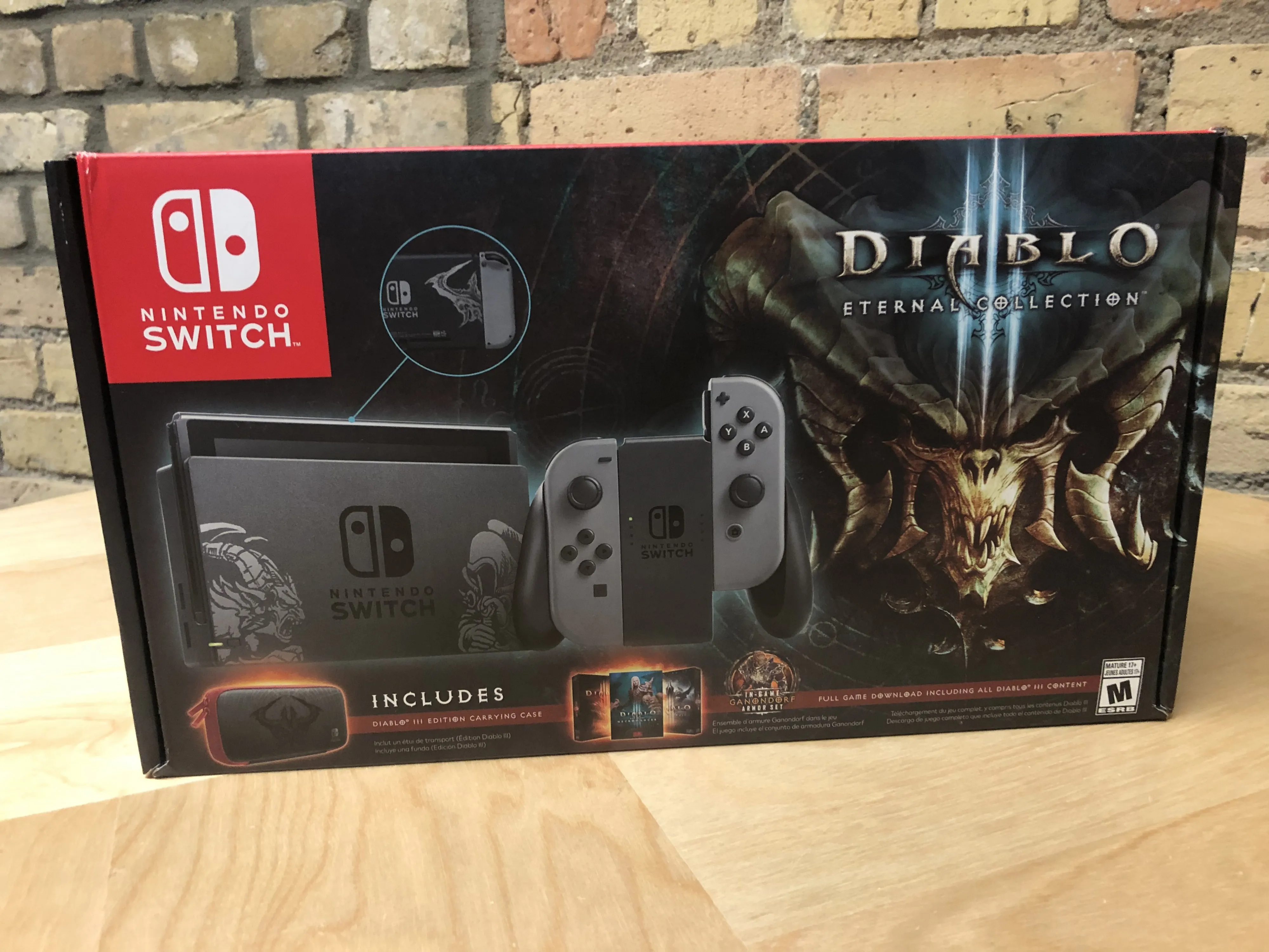 Unboxing The Nintendo Switch Diablo III Bundle