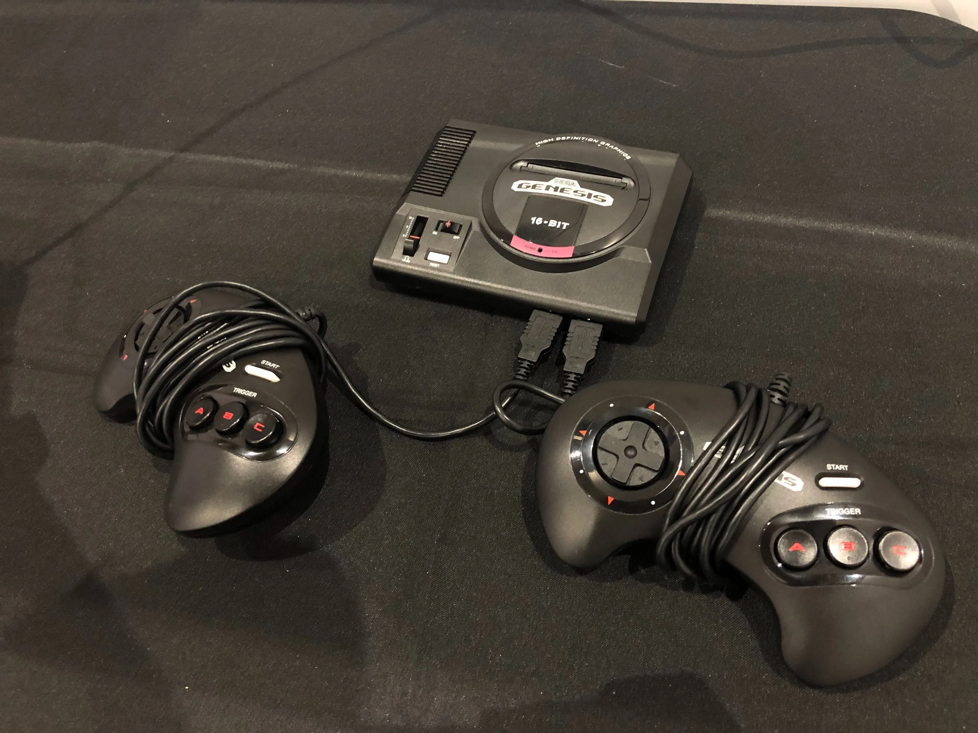 Hands-on Impressions And Photo Comparison Of The Sega Genesis Mini Console