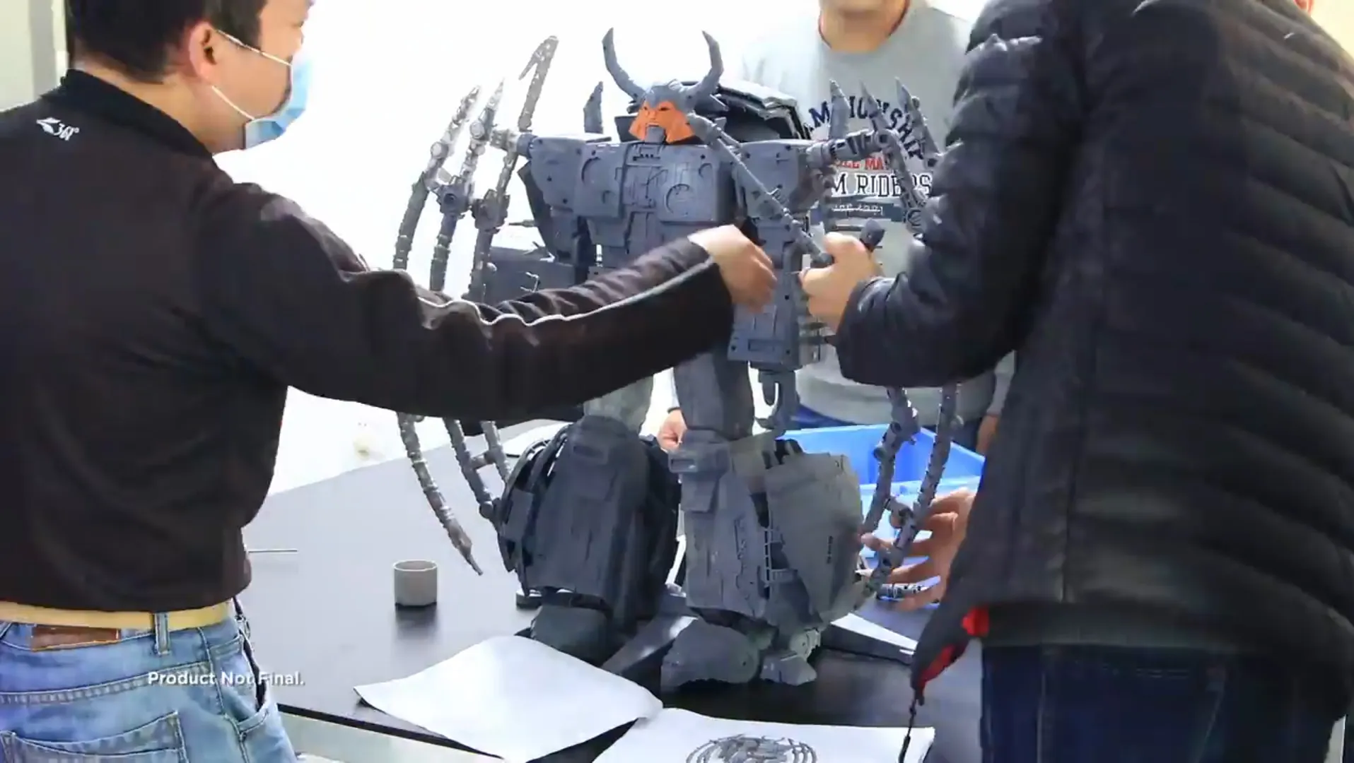 Hasbro Unveils Stupidly Huge Transformers Figure
