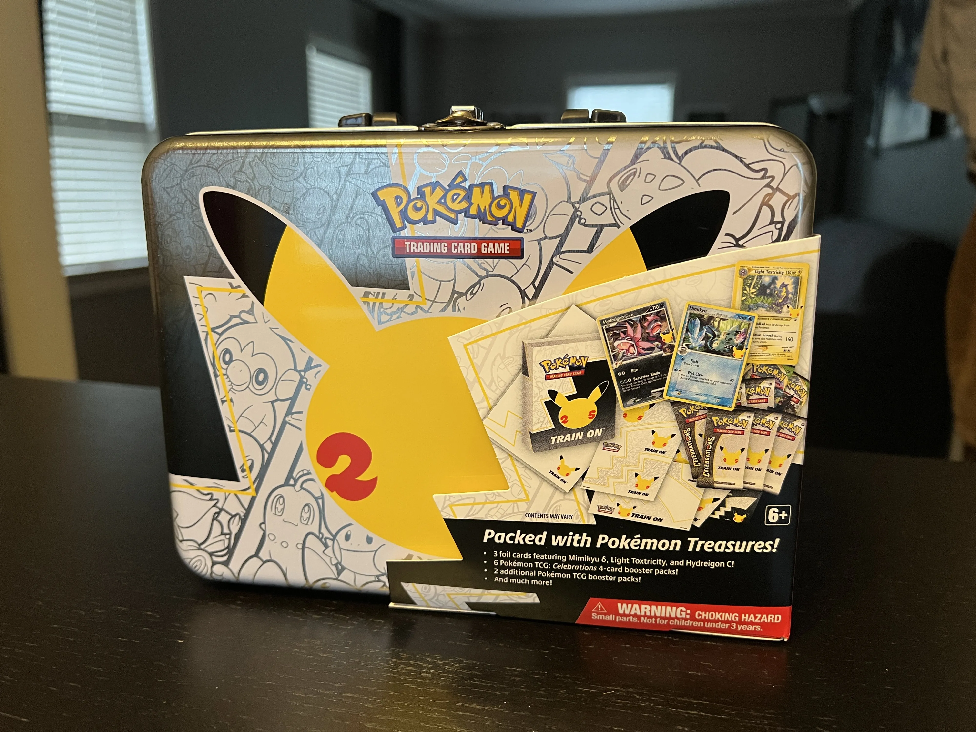 Pokémon Trading Card Game Celebrations – Unboxing And The Coolest Cards We Pulled