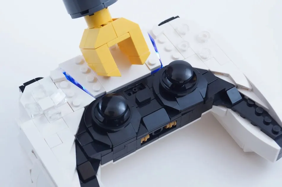 Someone Designed A Lego PlayStation 5, Xbox Series X And Our Wallets Are Ready