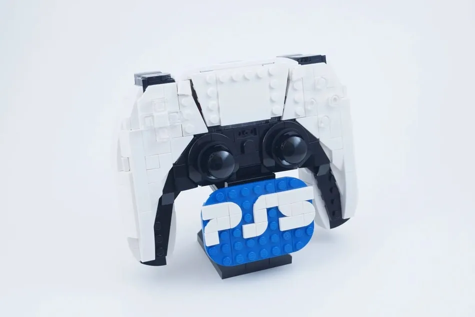 Someone Designed A Lego PlayStation 5, Xbox Series X And Our Wallets Are Ready