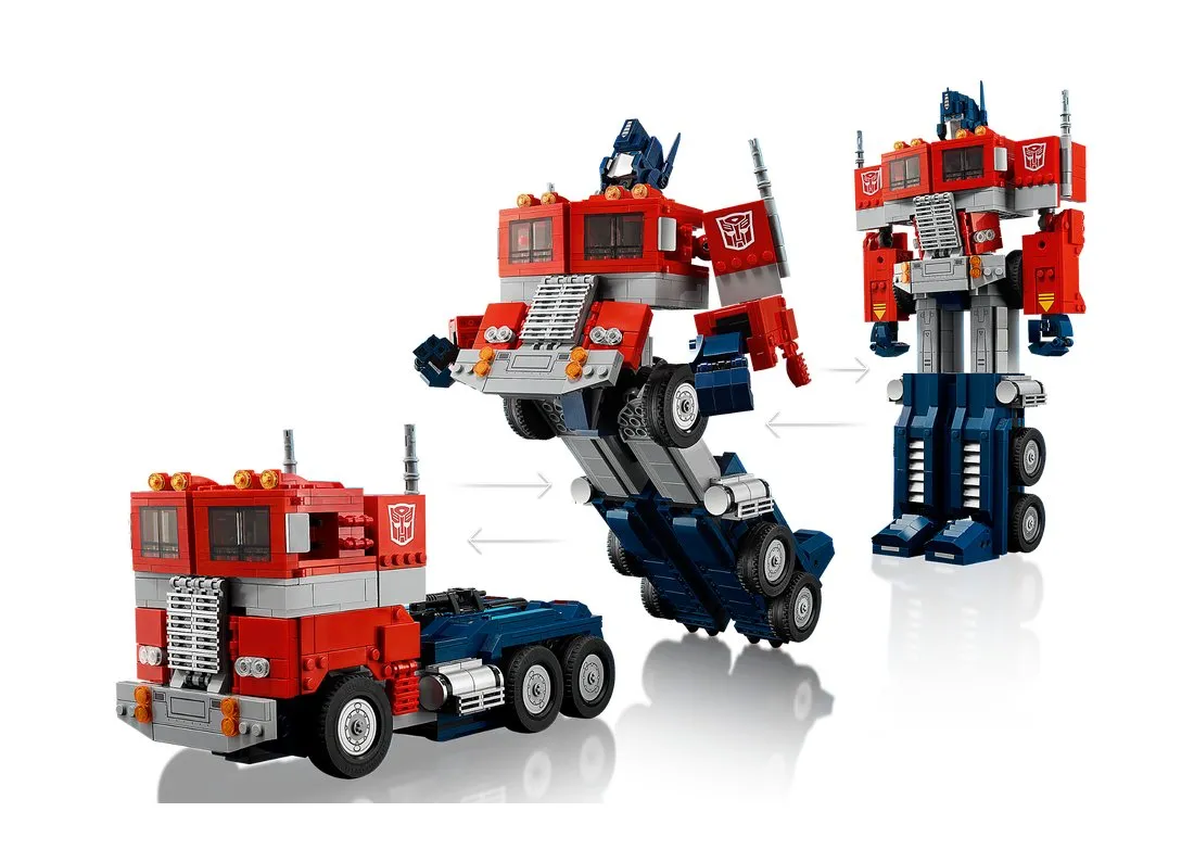Lego Optimus Prime Can Transform And Looks To Be One Of The Coolest Sets Yet