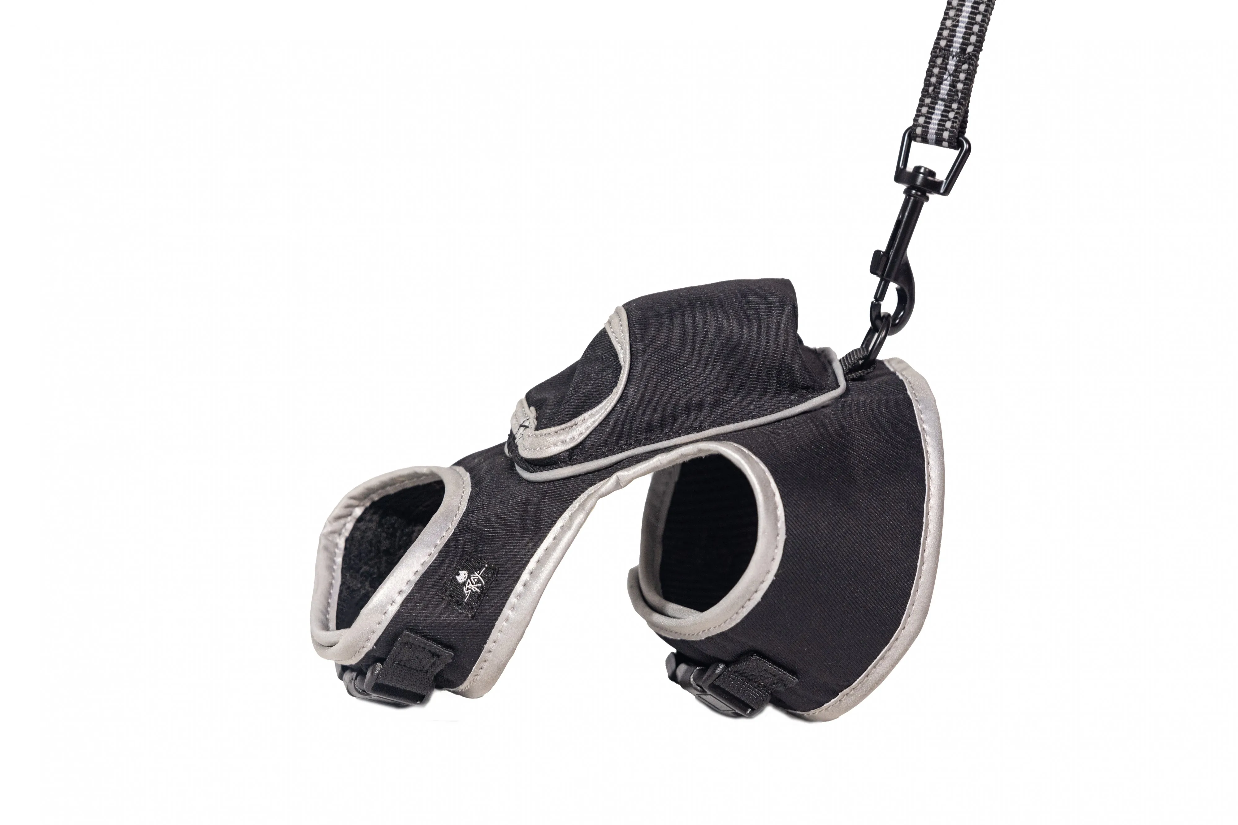 These Stray-Branded Accessories Let You Transport Your Cat With Futuristic Flair 