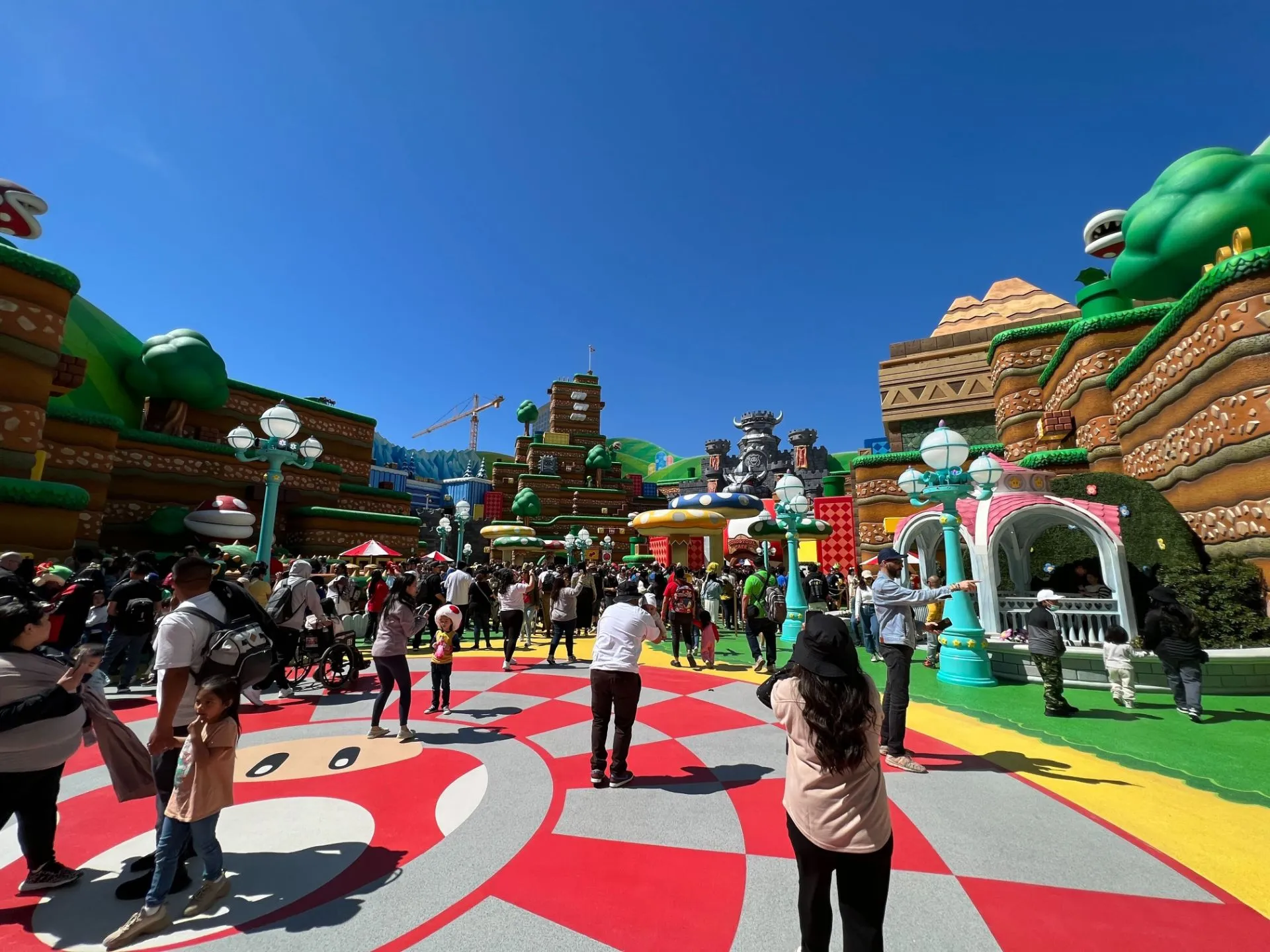 A Photo Tour Of Universal Studios Hollywood's Super Nintendo World