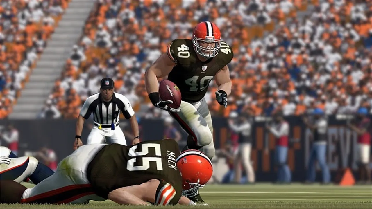 Madden NFL 12: Player Association