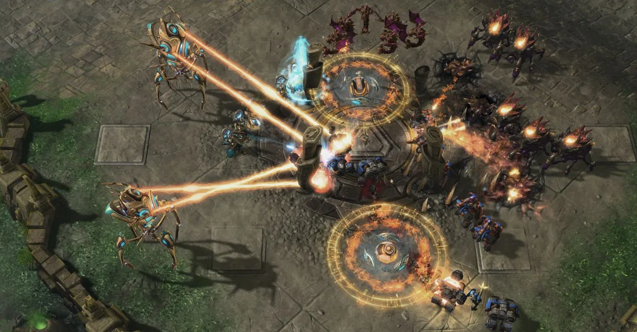 New Protoss Unit And Beta Screens Revealed