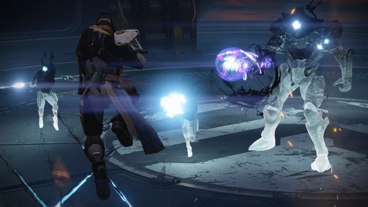 E3 Screens Show Off Story, PvP, And A Giant Boss
