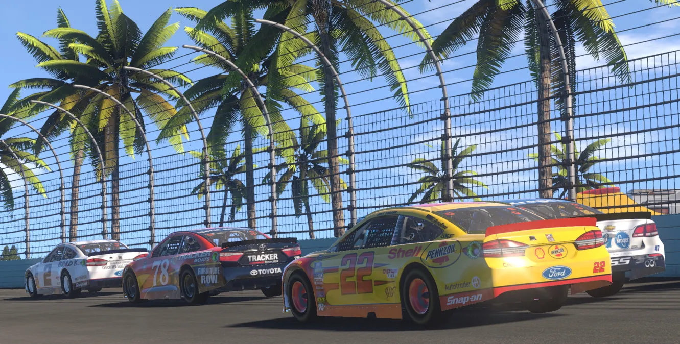 The Sports Desk – Exclusive NASCAR Heat Evolution Video & PES 2017 Contest!
