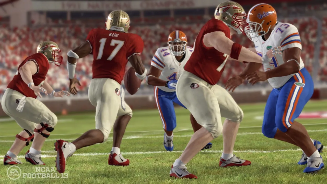EA Tiburon Makes A Fourth-Down Conversion During A Crucial Drive