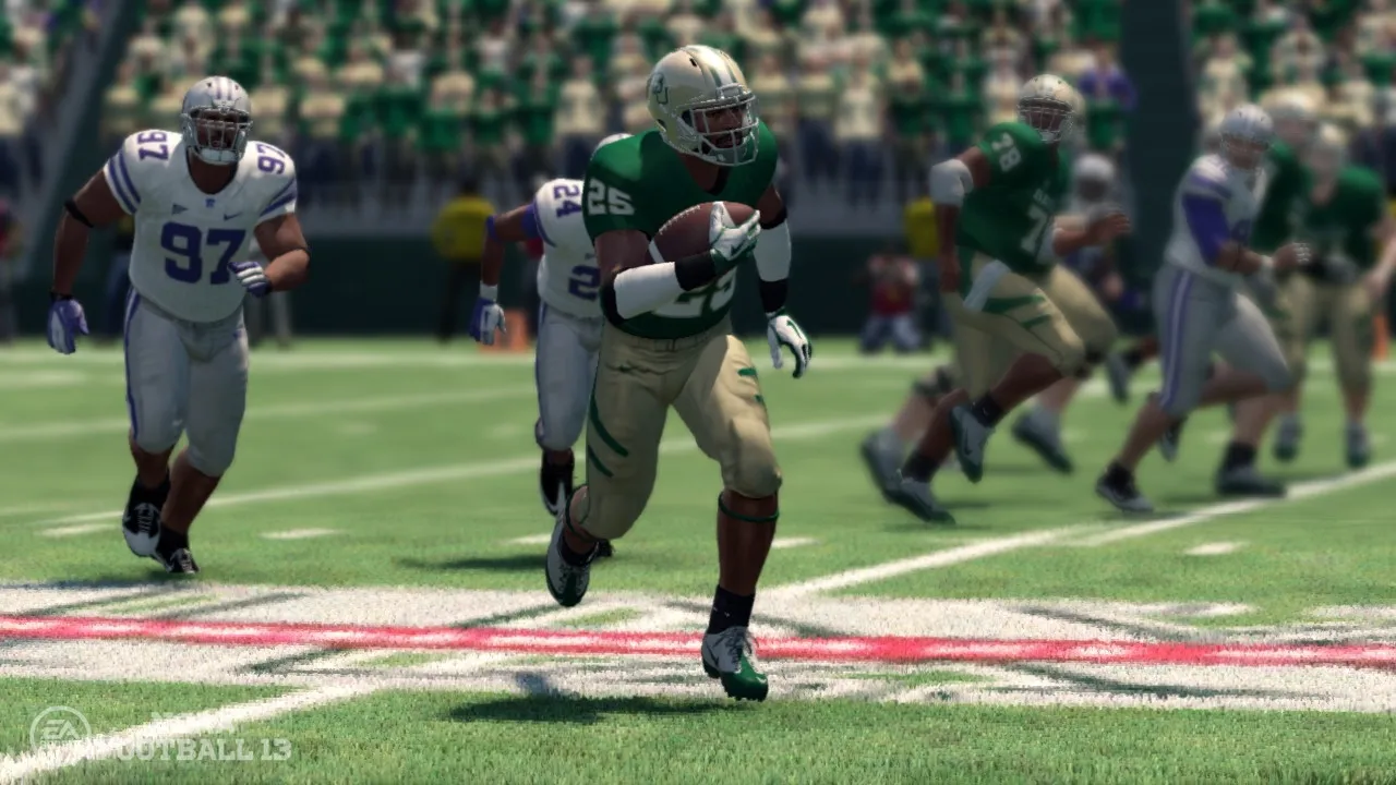 EA Tiburon Makes A Fourth-Down Conversion During A Crucial Drive
