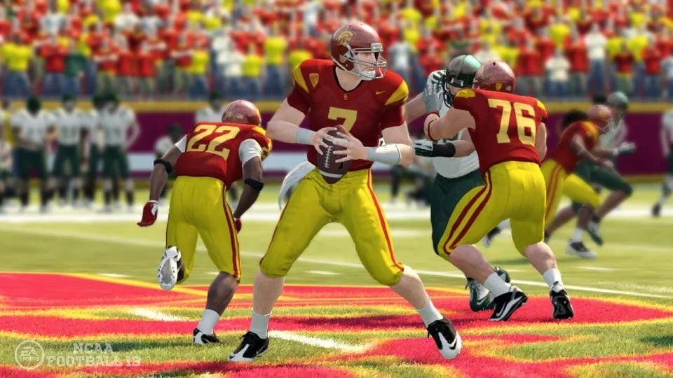 EA Tiburon Makes A Fourth-Down Conversion During A Crucial Drive