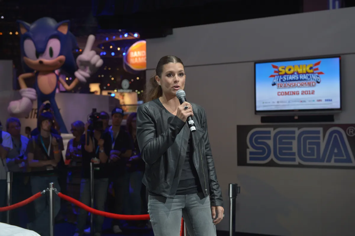 NASCAR Driver Danica Patrick To Be Playable In Sonic & All-Stars Racing Transformed