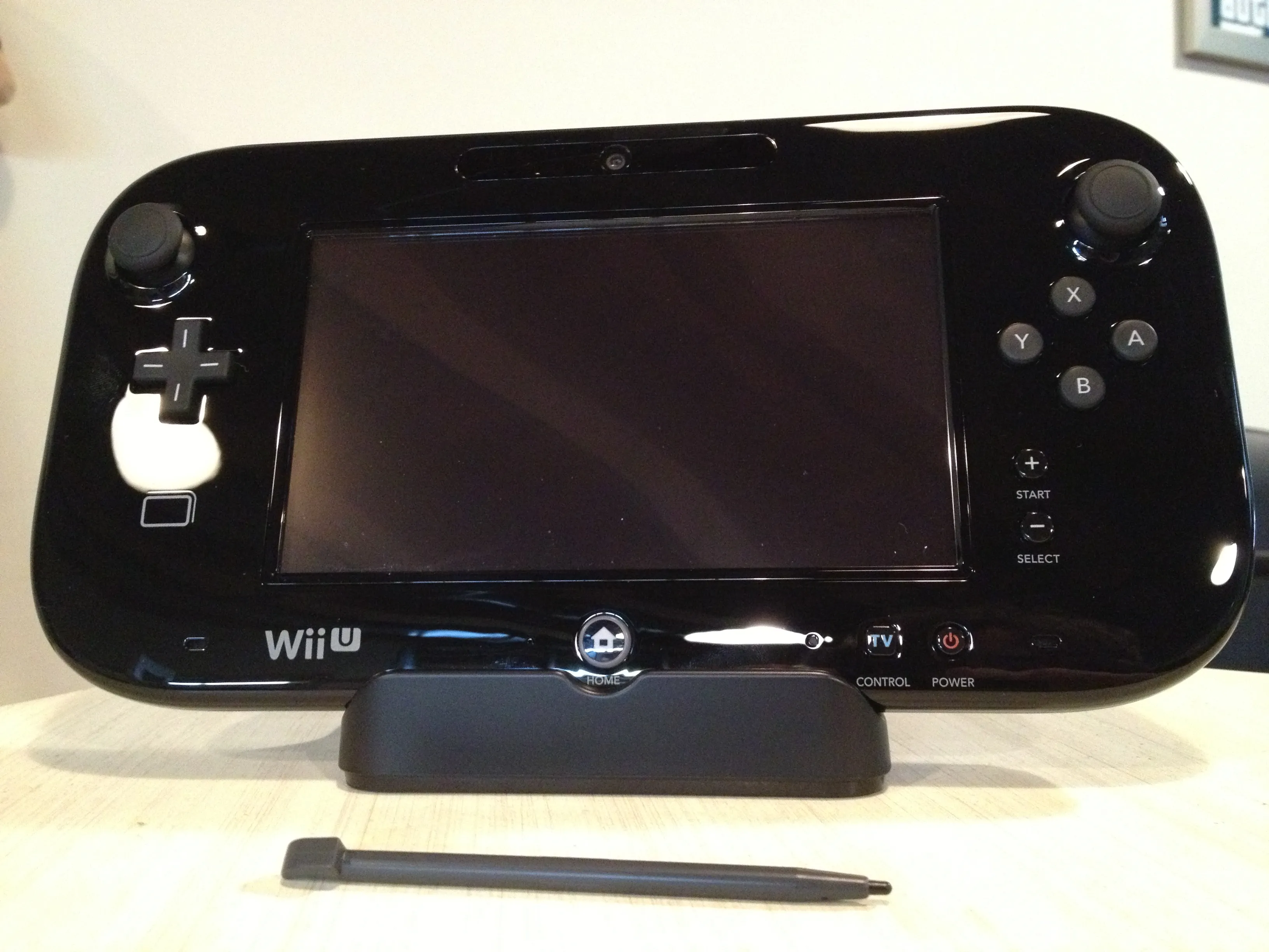Nintendo Wii U Unboxing