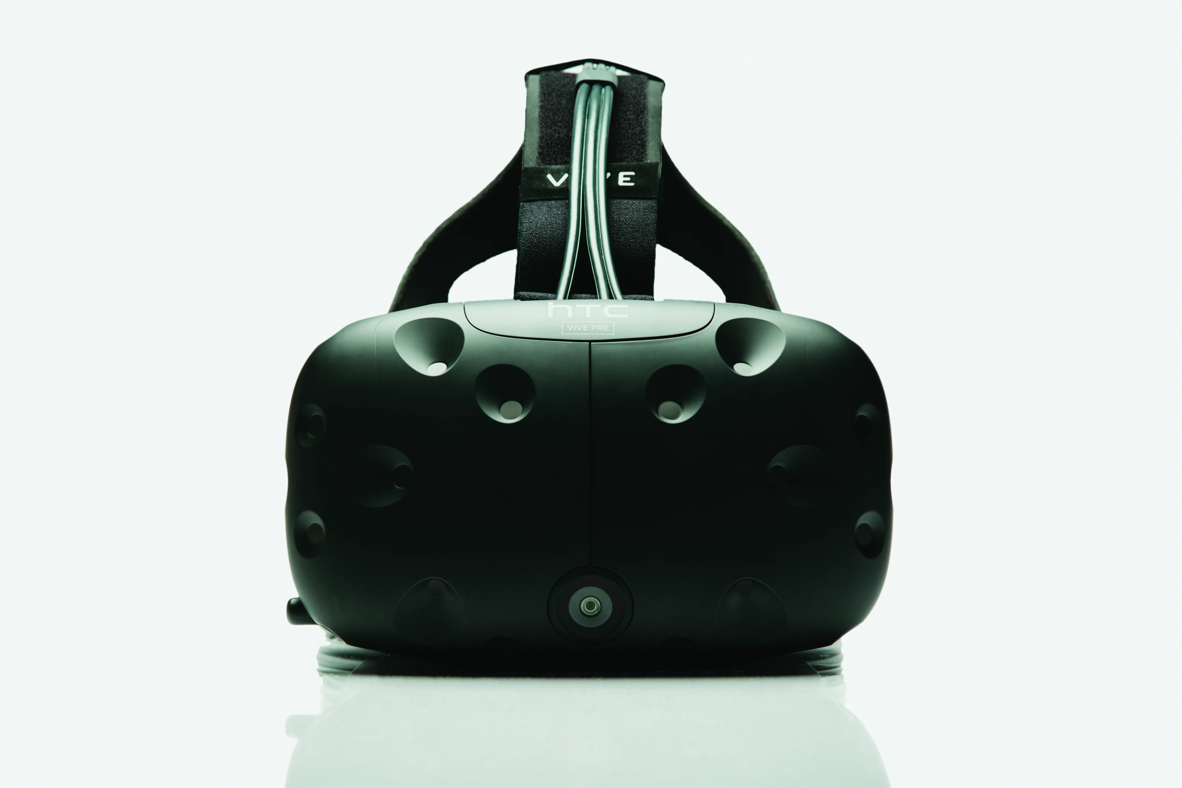 HTC Announces Second Vive Developer Kit