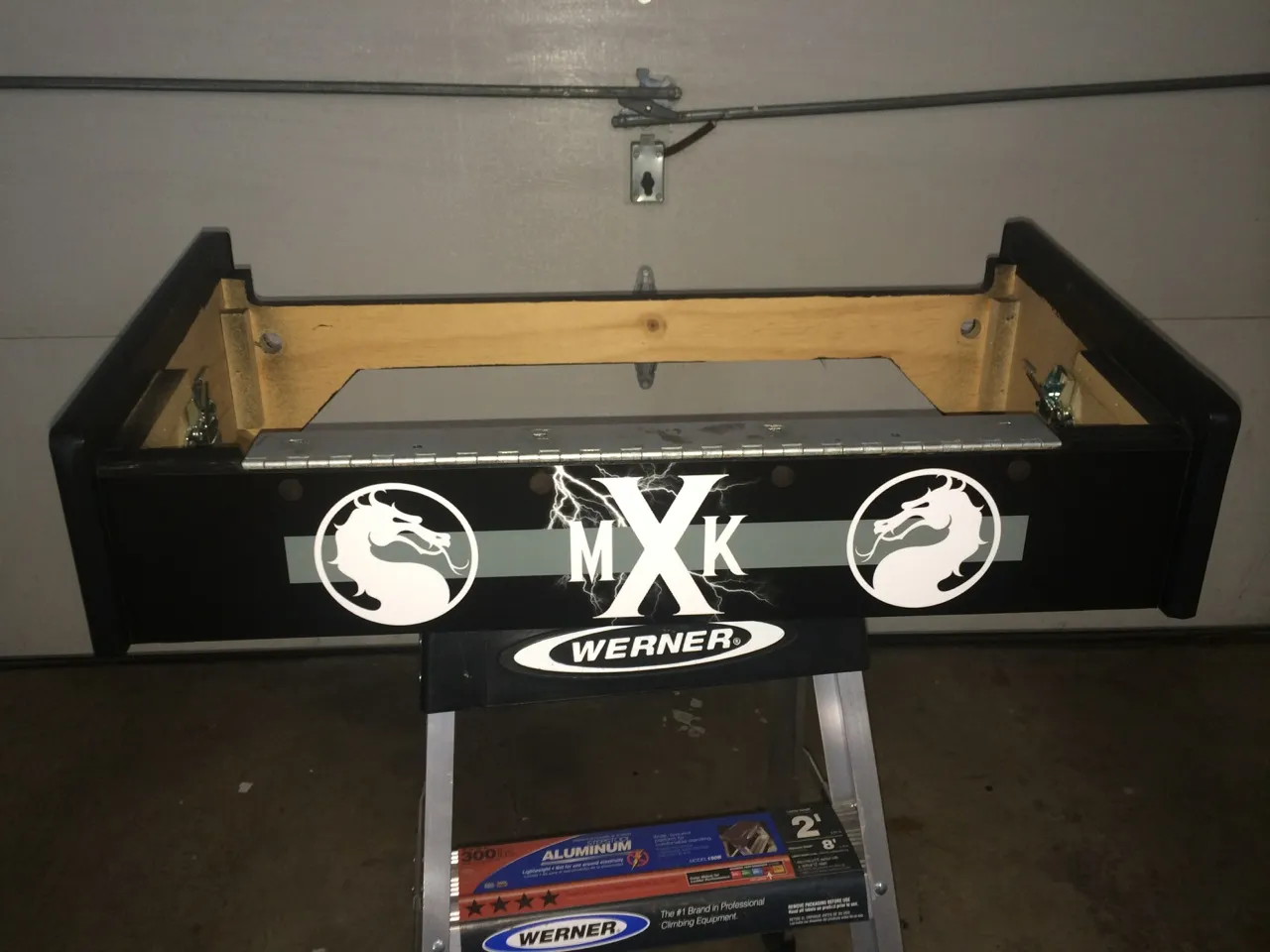 Mortal Kombat X Joins Superfan's Collection Of Custom-Made Arcade Cabinets