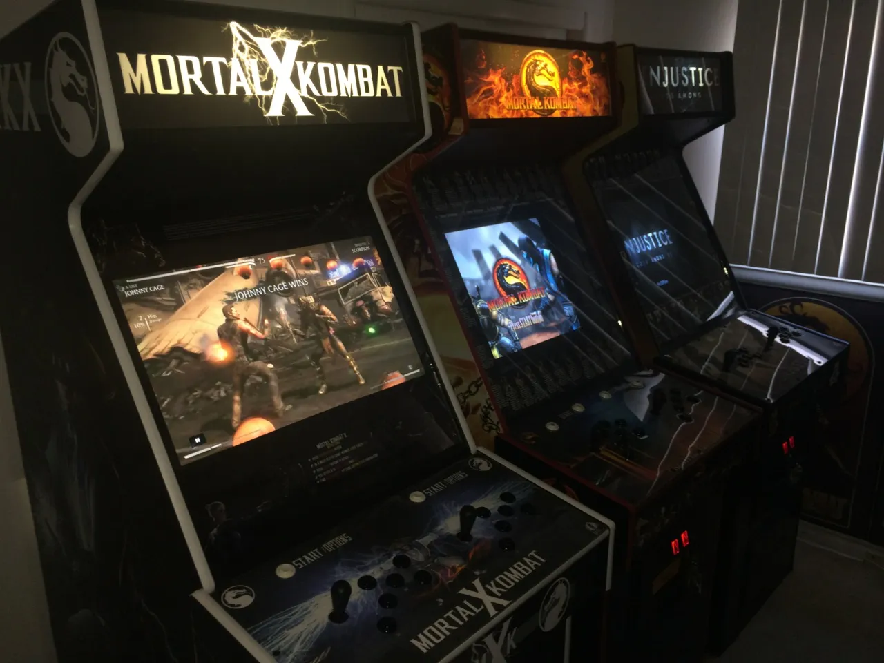 Mortal Kombat X Joins Superfan's Collection Of Custom-Made Arcade Cabinets