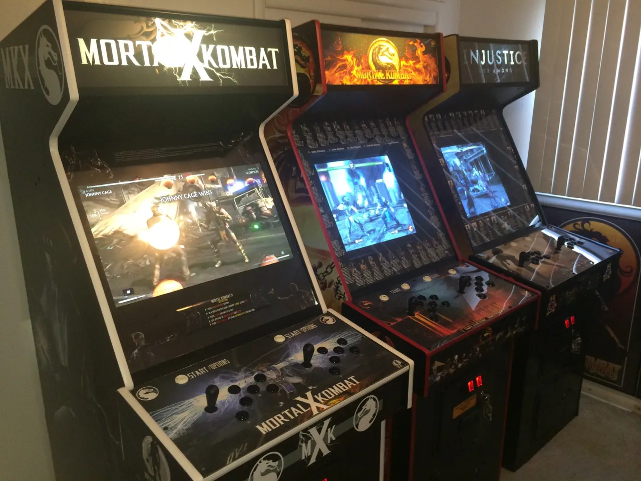 Mortal Kombat X Joins Superfan's Collection Of Custom-Made Arcade Cabinets