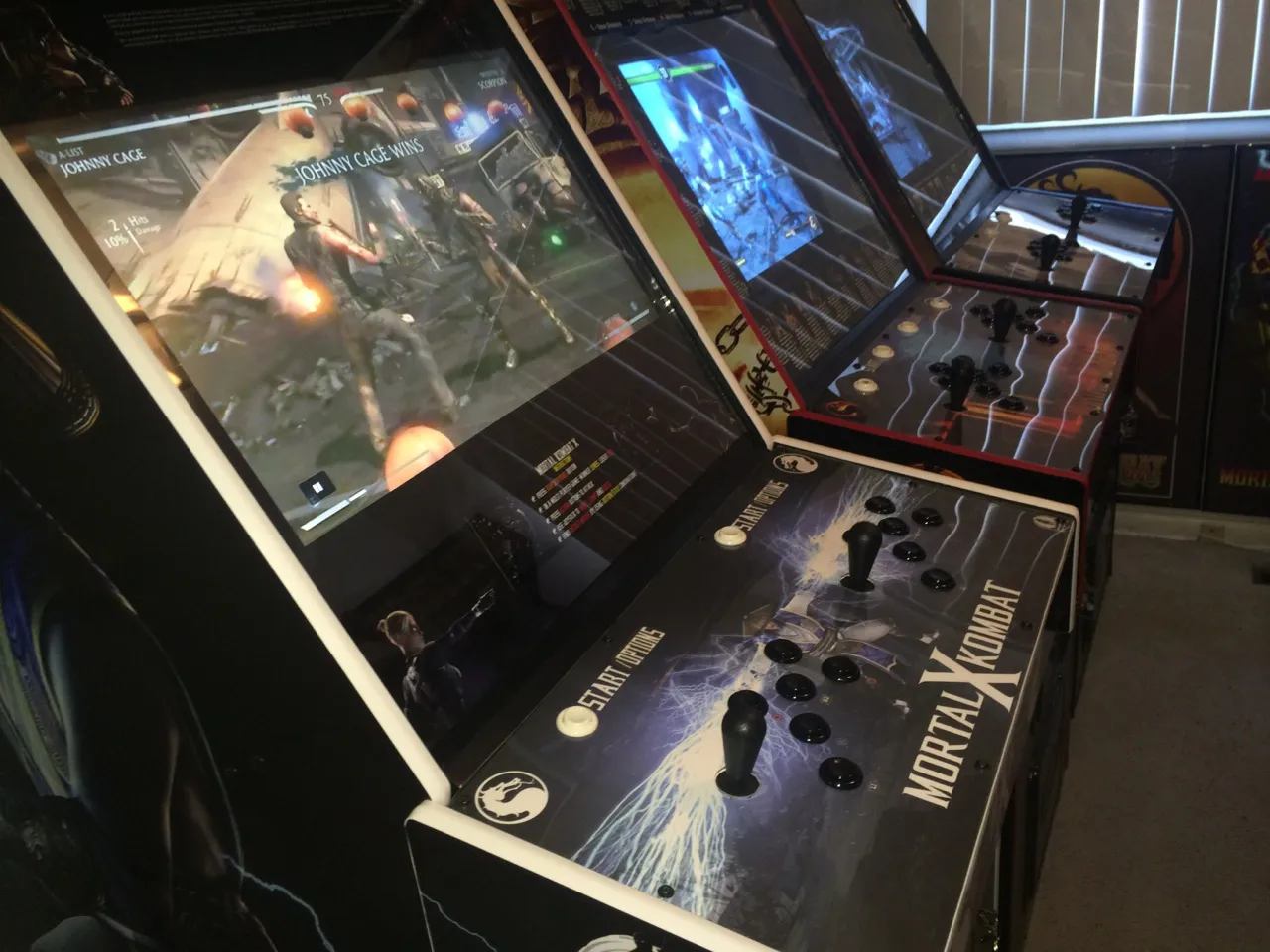 Mortal Kombat X Joins Superfan's Collection Of Custom-Made Arcade Cabinets