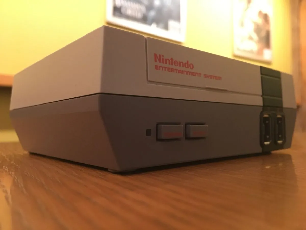 Getting Up-Close With NES Classic Edition