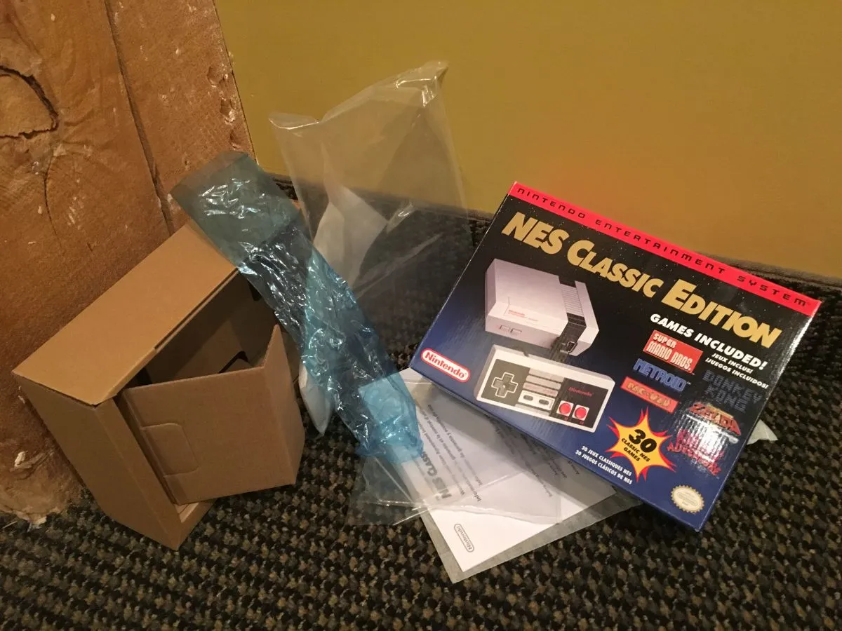 Getting Up-Close With NES Classic Edition
