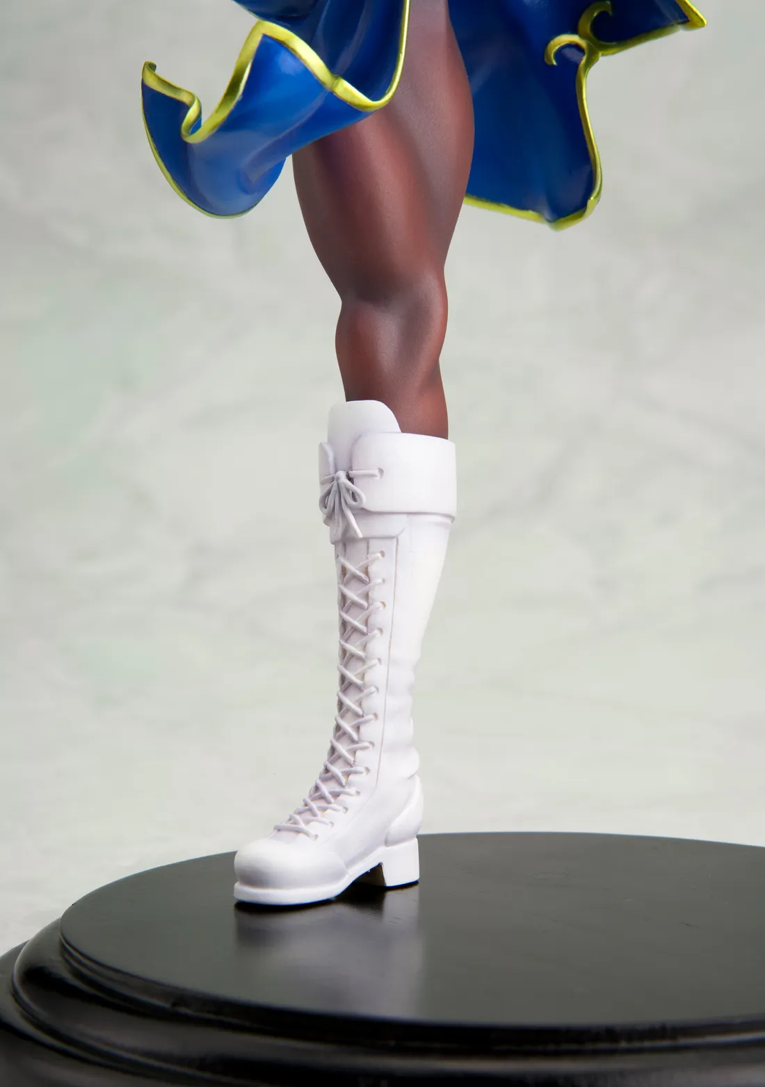 Kotobukiya Reveals Its High Kicking Chun-Li Statue