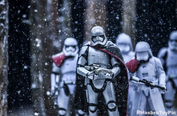  Hasbro Launches Star Wars Fan Figure Photo Series 