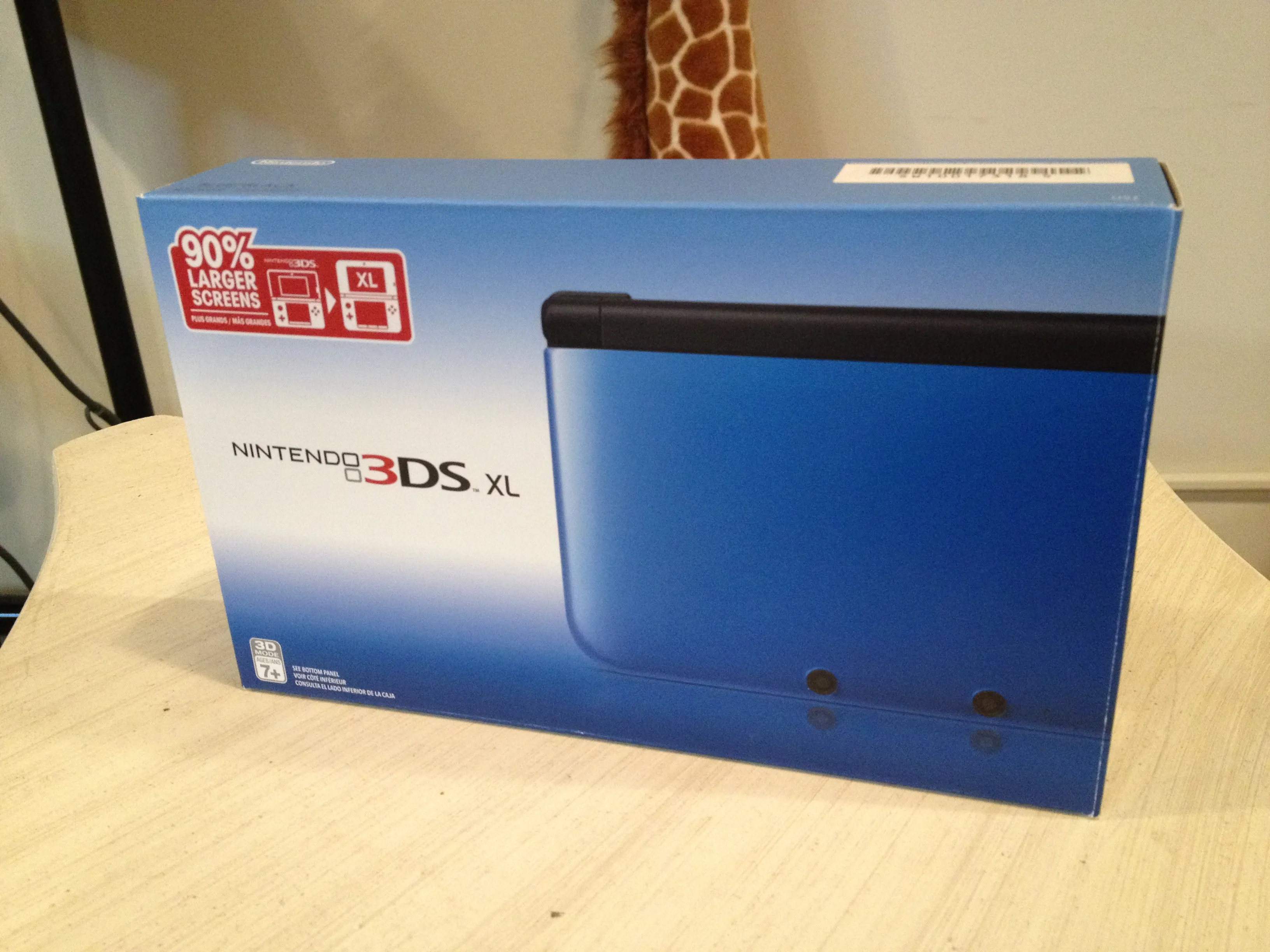 Nintendo 3DS XL Unboxing And Comparison