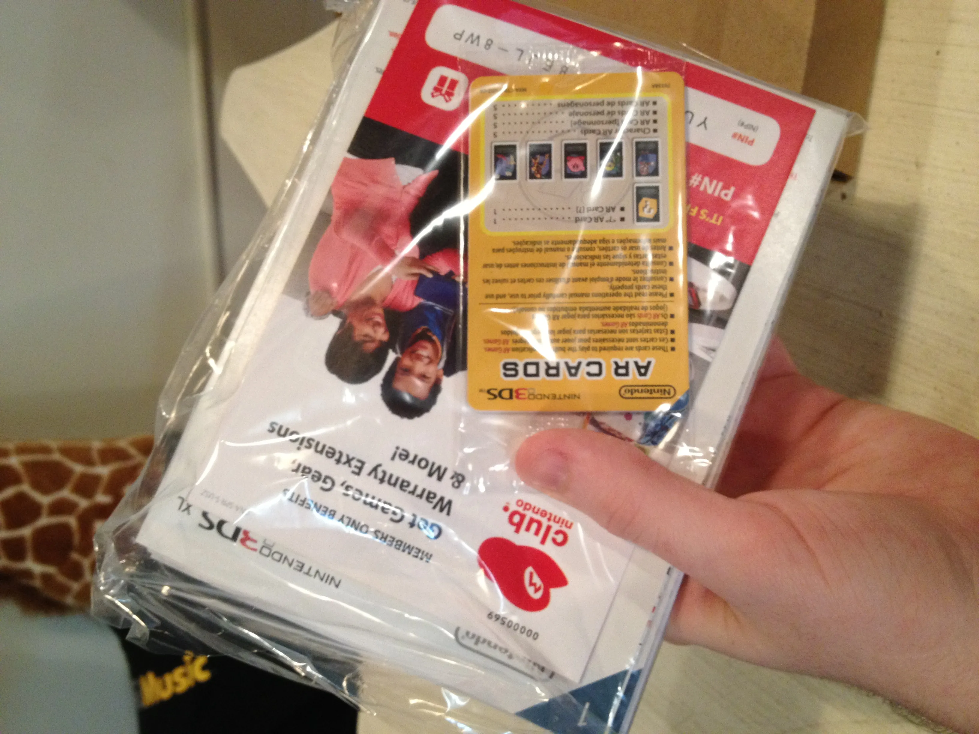 Nintendo 3DS XL Unboxing And Comparison