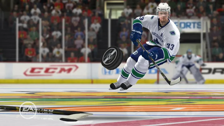 NHL 11 Review: A Star Player Starts To Show Some Flaws